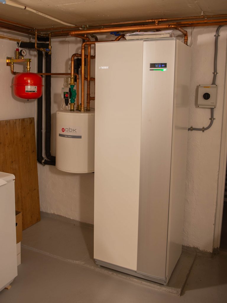 Innedel i kjeller til Sten Bakken